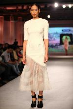 Model walks for Rahul Mishra in Kolkata for Blenders show on 8th Nov 2015